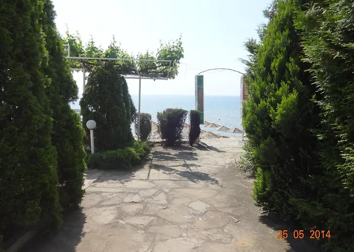 Evridika Νεσέμπαρ