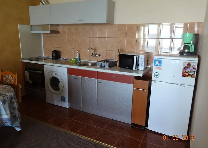 Evridika Νεσέμπαρ